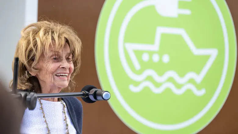 Peter Kneffel/picture alliance via Getty Images Police investigate death threat against Holocaust survivor