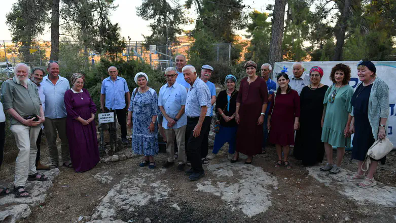 צילום: מאיר אליפור הונחה אבן פינה לבית חנן פורת בגוש עציון