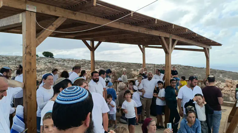 בהר עיבל נחנך מצפה לזכר לוחם השריון אריאל אליהו הי”ד
