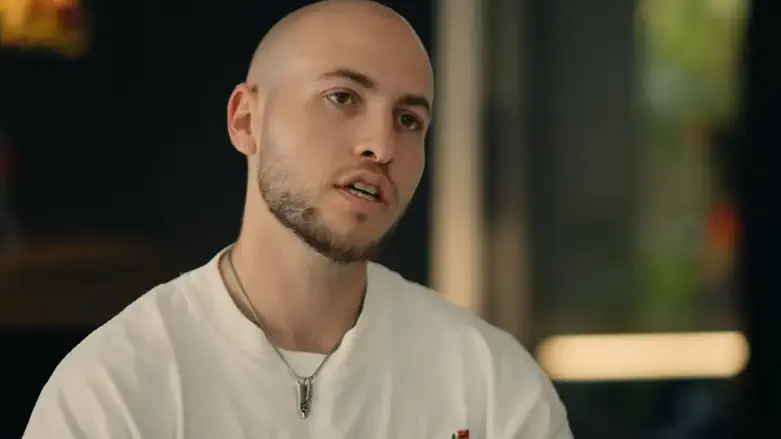 Kan 11 Eitan Mor: My father took the bravest stand during my captivity