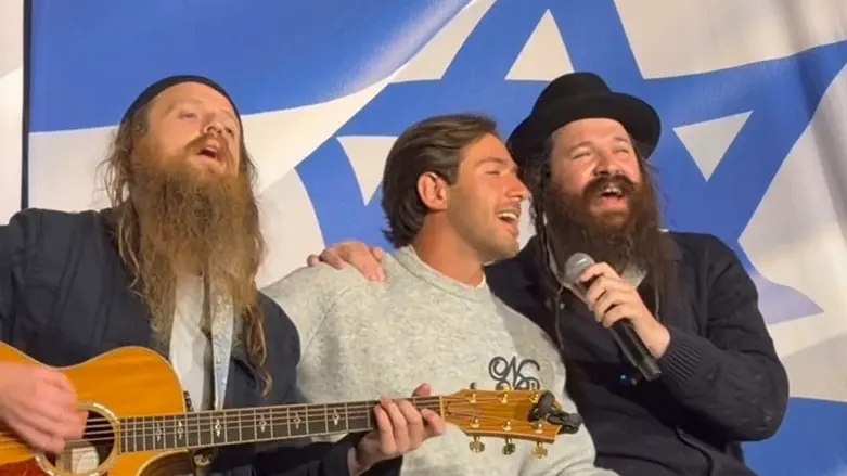screenshot Captivity survivor sings with Zusha