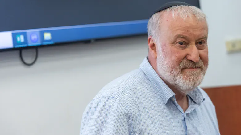מנדלבליט מודה: לא אישרתי את כל הפעולות