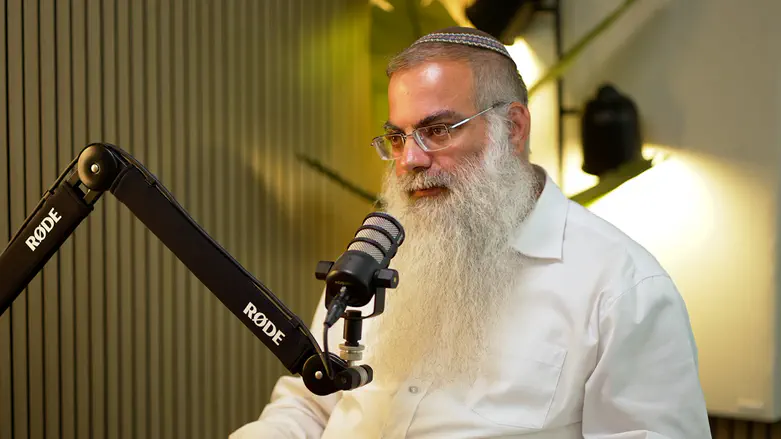 Arutz Sheva Rabbi lost daughter, and son in battle, speaks of grief and faith
