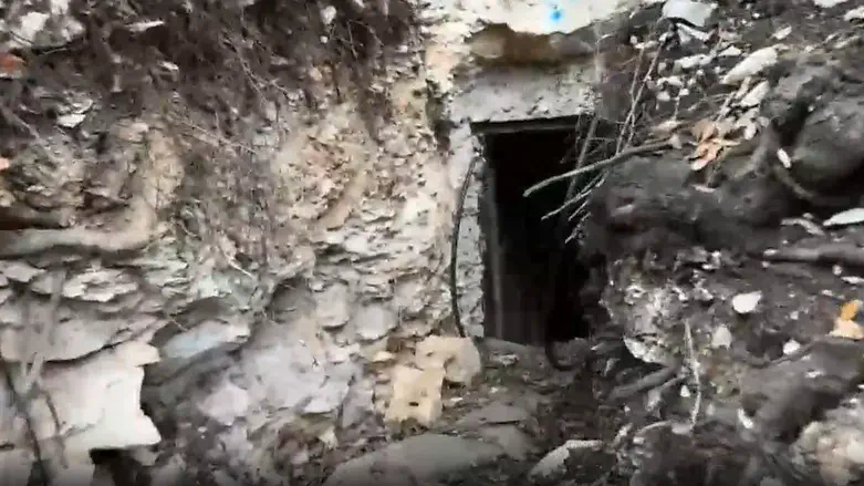 צילום: דובר צה"ל Watch: Hezbollah tunnels destroyed in southern Lebanon