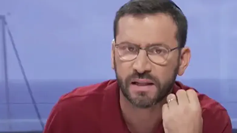 „האם ינון מגל הוא קוף של נתניהו?”: אלירז שדה מגיב לסערה