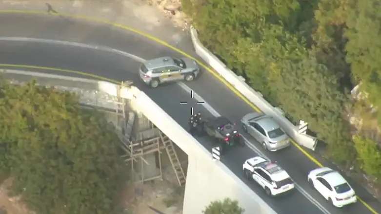 Israel Police Helicopter catches dangerous driver in northern Israel