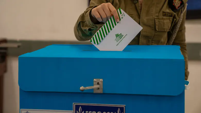 כמעט 80% הצבעה בקלפיות בצה"ל