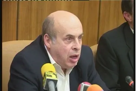 יוני קמפינסקי Сохнут ответил на призыв о помощи еврейской общины Греции