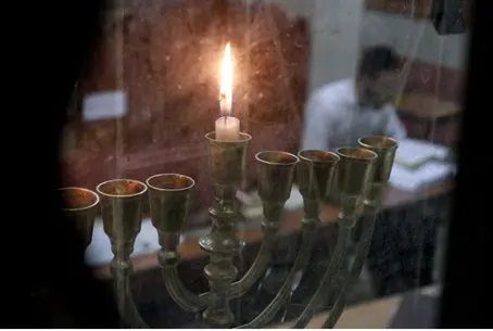Flash 90 Menorah Lighting Comes to New Jersey Prisons