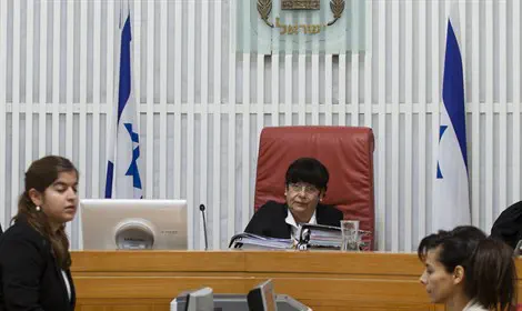 בג"ץ: בי"ד רשאי לבטל גיור שהושג במרמה