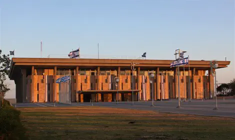 על מקומן של נשים בכנסת