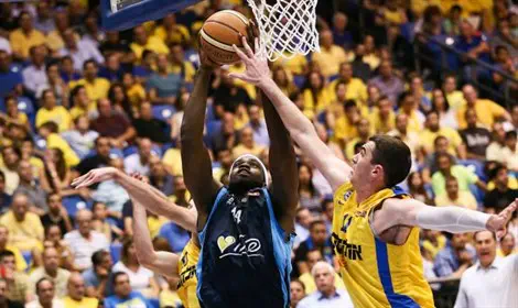 צילום: עודד קרני, מינהלת הליגה ייאלצו לחכות: אילת הפתיעה את מכבי ת"א