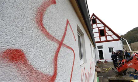 Anti-Semitic Graffiti Painted on Controverisal French Sculpture