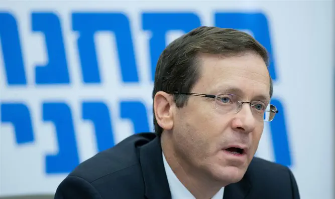 הרצוג נחקר באזהרה    