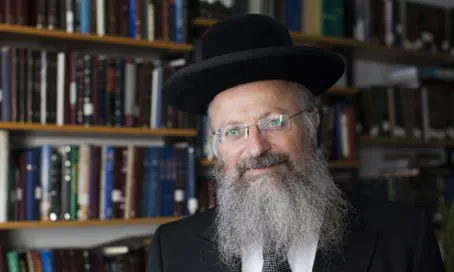 Tzfat Chief Rabbi declares 'next step is the Temple Mount'