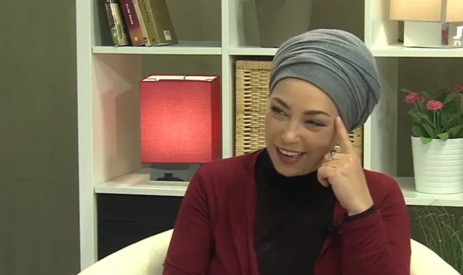 נועה ירון דיין תגיש את 'מה בוער' 