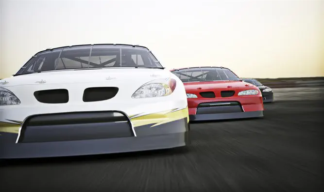 Israeli driver on track to make NASCAR history | Israel National News