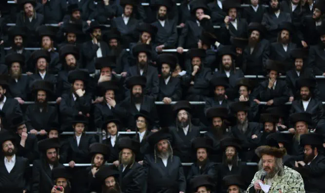 NY village, town to pay hassidim for discrimination