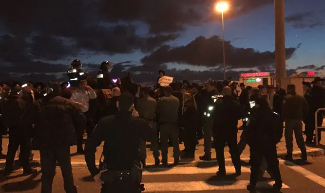 צילום: דוברות המשטרה חרדים קיצוניים מפגינים ברחבי הארץ