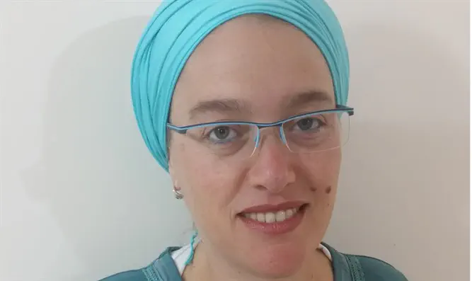 על כסף וזהות אישית