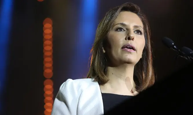 Senior Likud minister won't commit to regularizing settlements