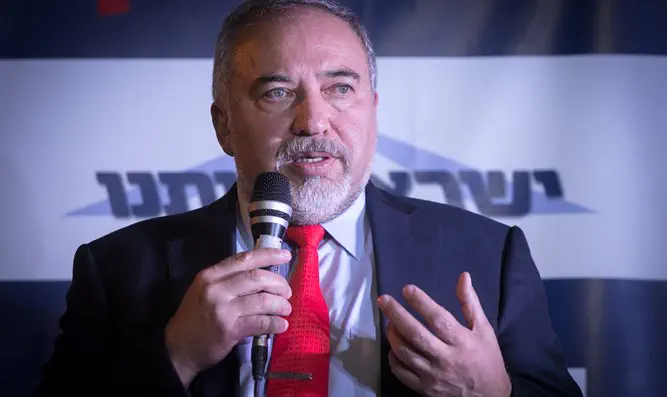 צילום: מרים אלסטר, פלאש 90 ליברמן מגיב לביקורת