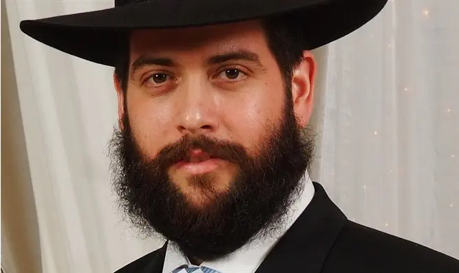 רבותי, ההיסטוריה חוזרת