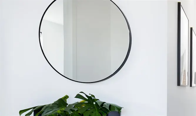 על שלוש דרגות בקדושת הגוף