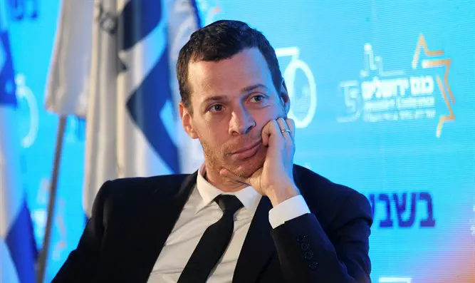 עמית סגל: לרפי פרץ אין קהל 