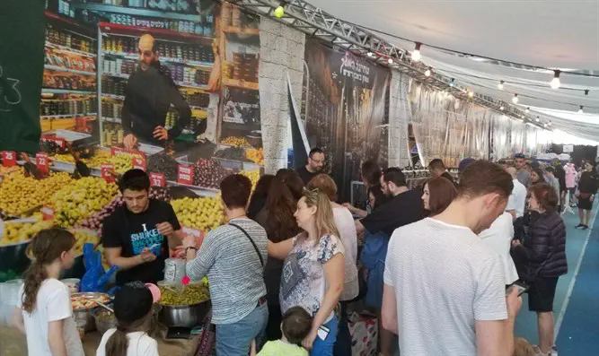 מחנה יהודה הגיע ללונדון