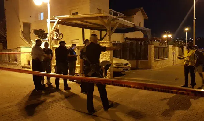 הגיע לזירה וגילה שההרוג הוא בן דודו