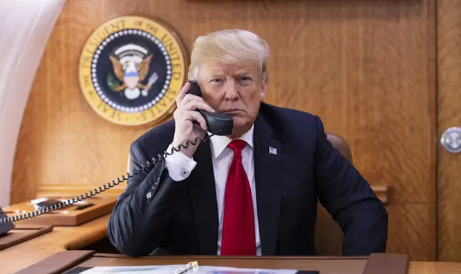 Official White House Photo by Joyce N. Boghosian טראמפ: אני לבד בבית הלבן