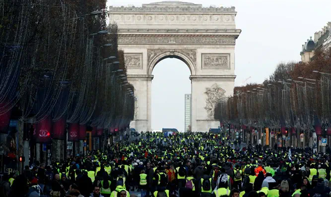 חודשיים מאסר לתוקף הפילוסוף היהודי