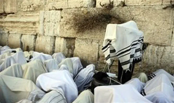 Tetzaveh: The High Priest's golden crown | Israel National News