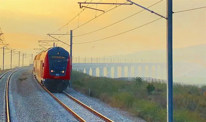 צילום: רכבת ישראל נזק למסילה, הופסקה תנועת הרכבות