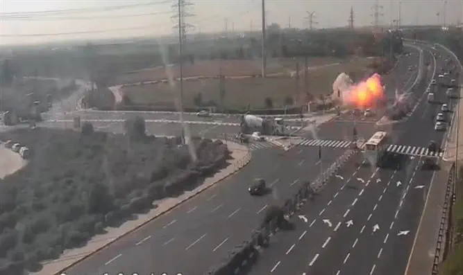 נתיבי ישראל ראיתי בלון אש ענק