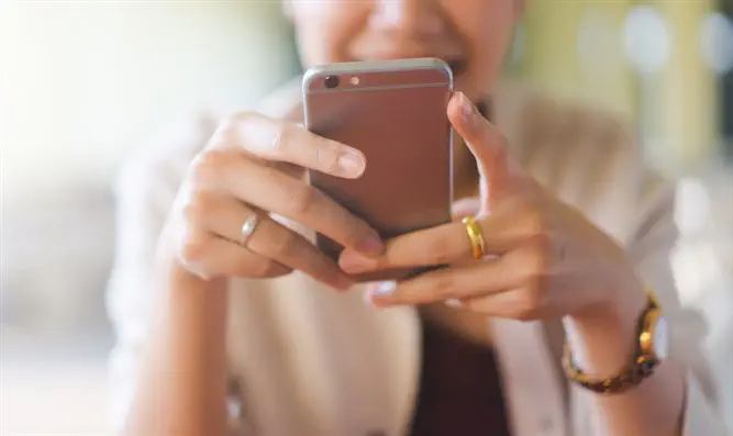 מי מאיים על הקומה הסלולרית הכשרה? 