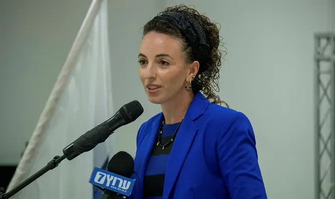 צילום: קובי ריכטר/TPS עידית סילמן עברה לימין החדש