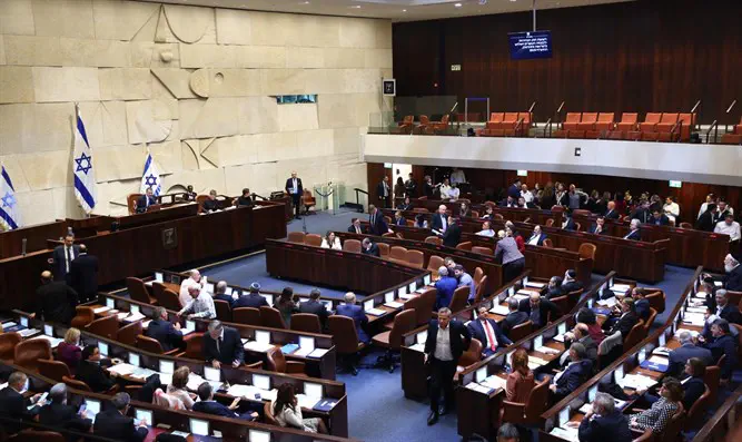 הימין החדש- 6 מנדטים, איחוד הימין- 5