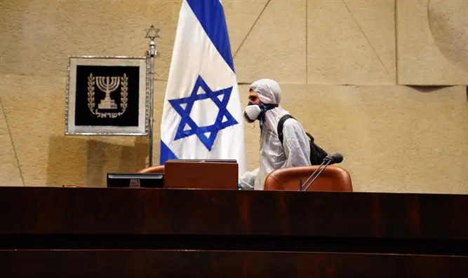 תיעוד: חיטוי הכנסת לקראת ההשבעה