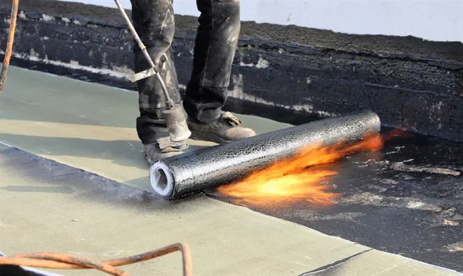 istock בעיות איטום במרפסת – כיצד להתמודד?