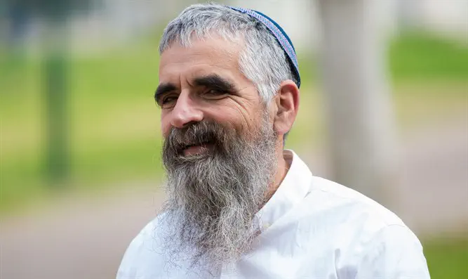 אשתי חזרה בתשובה. האם להתגרש?