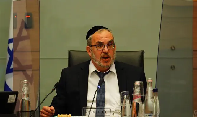 ח"כ יעקב אשר: "לא נערוק ולא נצטרף"