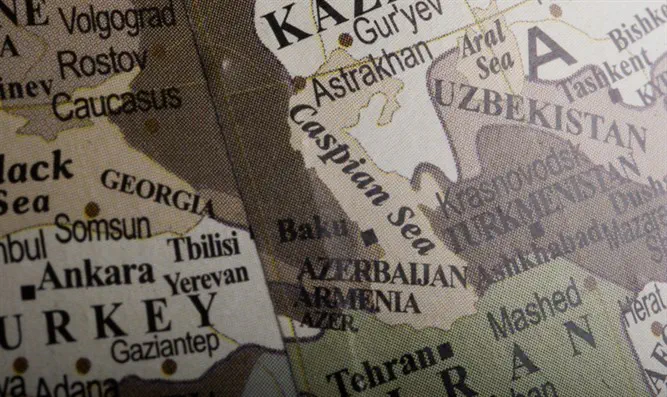 Азербайджанцы рвутся на фронт. Союзники седлают коней