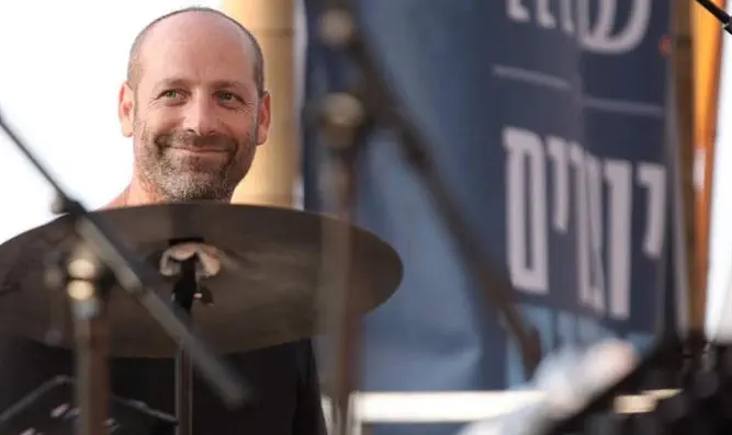 כשיורם לס ומוזיקה קלאסית נפגשים