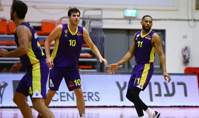 צילום: לירון מולדובן, מנהלת הליגה הפועל חולון מוכנה לפיינל-פור