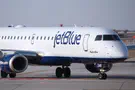 Беспилотник столкнулся с самолетом JetBlue во время посадки