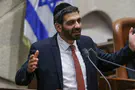 השר מלכיאלי: לא נאפשר פגיעה בבתי הדין