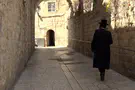 Arab to pay haredi man 100,000 NIS for pulling sideburns