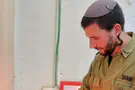 הרהורים מול הנרות - על הניסים ועל הגבורות